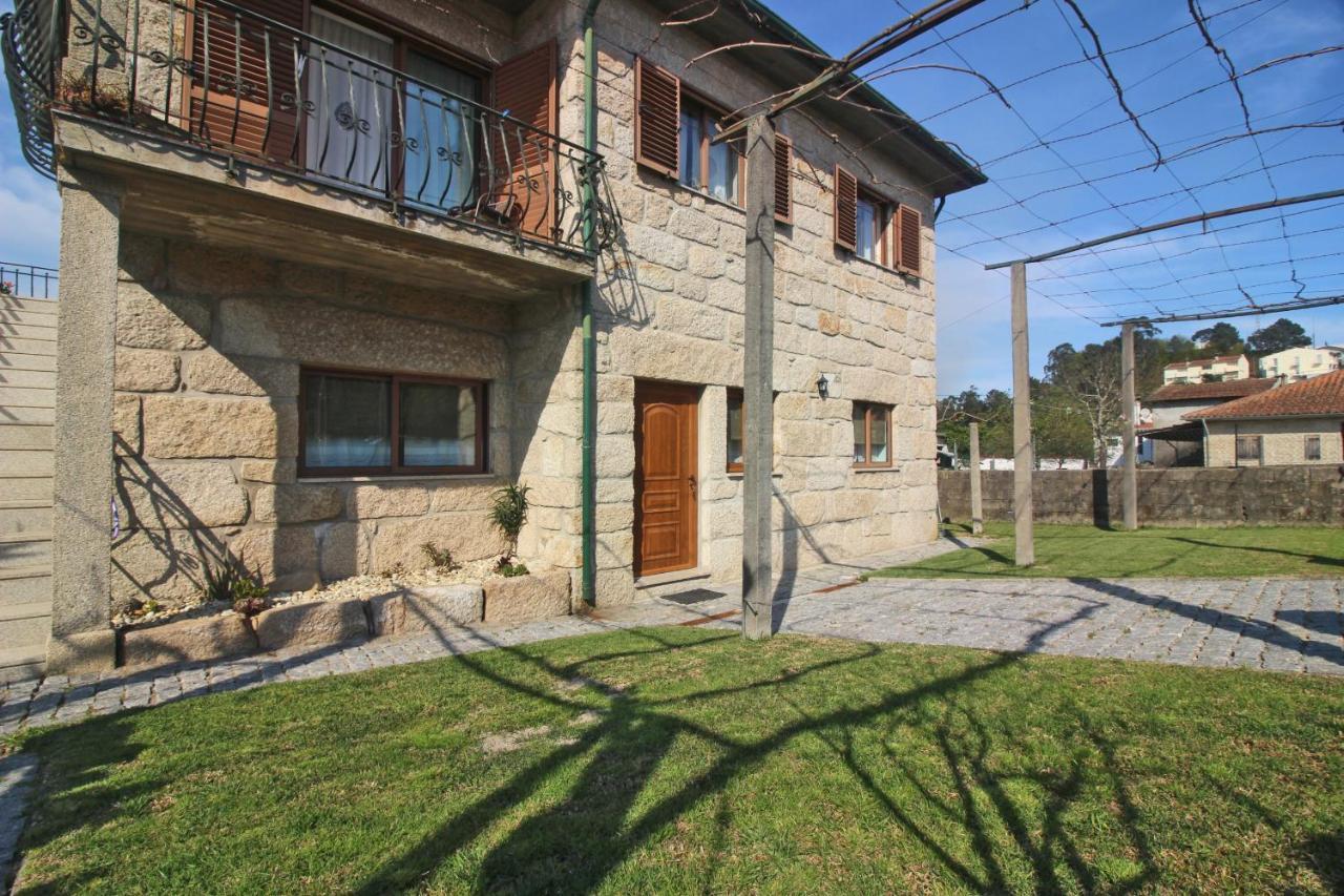 Apartamento Casa Da Fatinha By Geres Casas Terras de Bouro Exterior foto