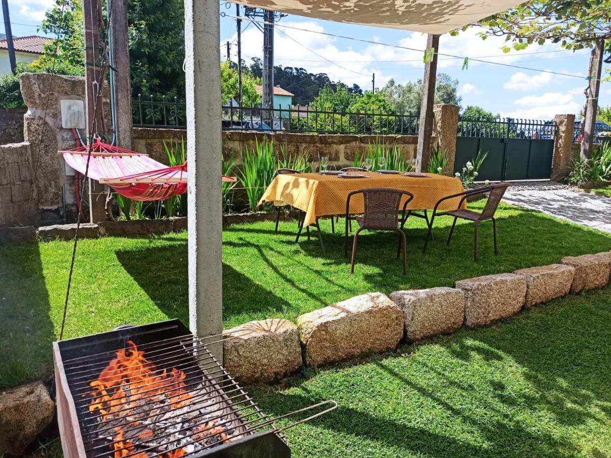 Apartamento Casa Da Fatinha By Geres Casas Terras de Bouro Exterior foto